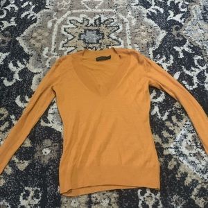 Womens V neck light sweater. Brand: The Limited